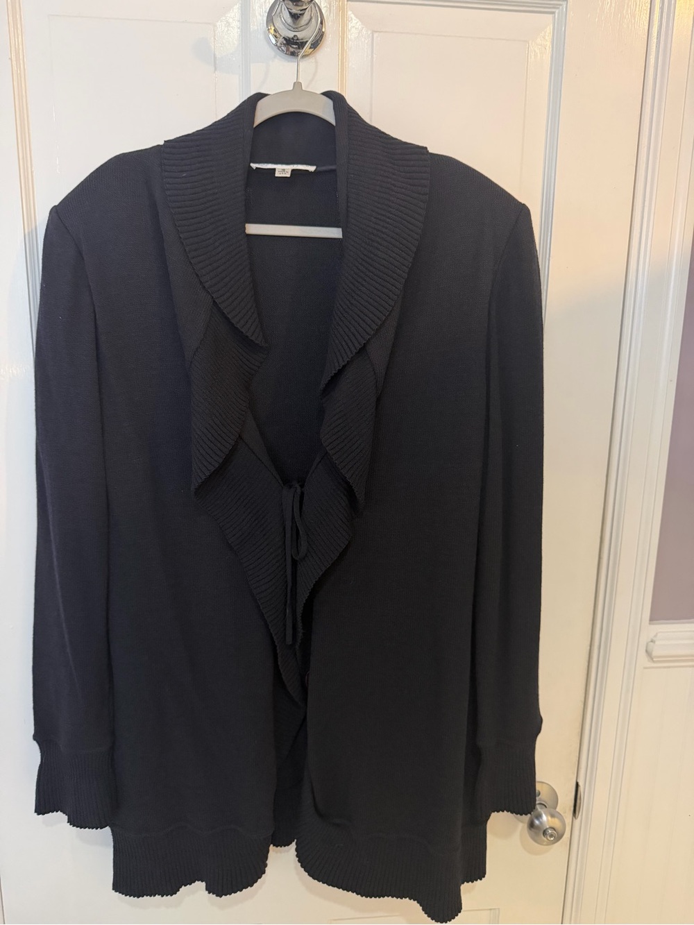 St. John Collection Black Ruffle Tie Front Knit Cardigan Sweater. Sz 16